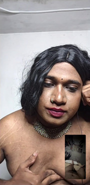 Indian trans exposed her sexy body for client