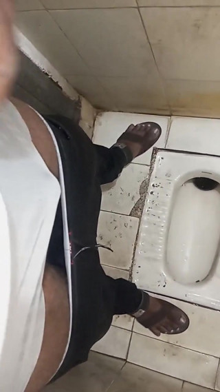 Indian Boy Outdoor Masterbate with Big Cock