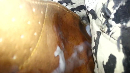 Cum inside my gf's stinky Toms
