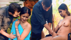 Desi girl ko malik ne jabbar dasti bur me ungali daal diya