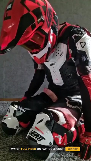 Motocross Guy Jerking off in Full Gear