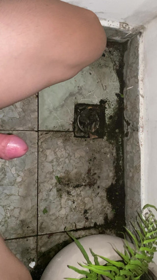 I jerk off and cumming in public | Anal Video Updates | Porn videos