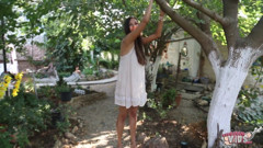 Jaydee in the Garden