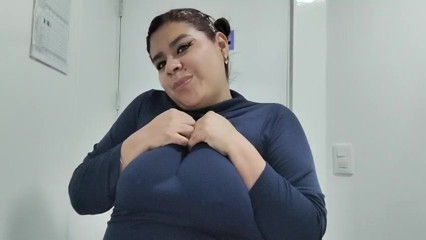 Ceci Busty69