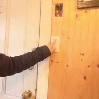 Hana at Kitchen Cooking Then She Need Go to Pee on Toilet