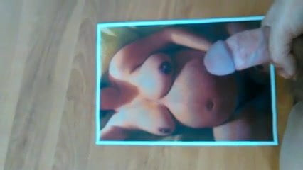Cum on pregnant petweir11's the big belly