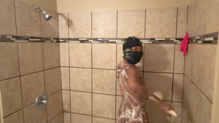 Shower time showing my hot body while going live!