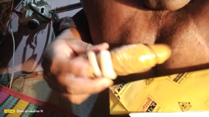 If anyone is interested in having a toy inserted in the ass, inbox me and I will have sex with you.
