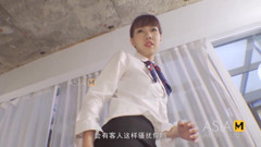 Mdag-0009 Street Hunting  Slender Pretty Stewardess Enjoys the Strained Pleasure