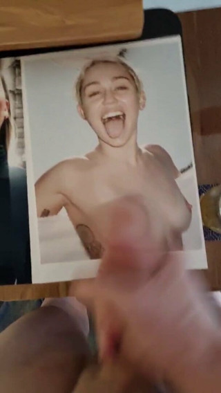 Miley Cyrus cock tribute #1