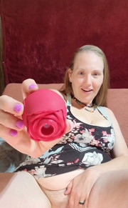 That little rose toy I got made me so wet
