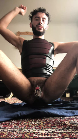 Huge plug b52 destroying my pussy - Arab gay