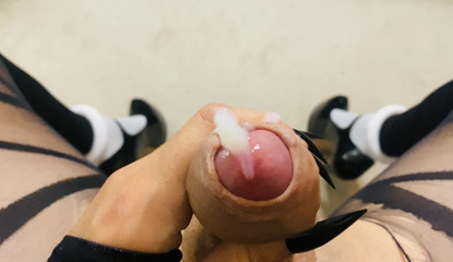 Close up cumshot in high heels