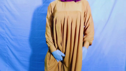 indian hijabi sundari mohila hastomoithun ebong nongra kotha bolche