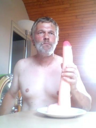 Martin Rigolle, a fag with a new long dildo