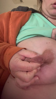 Huge milk leaking tits