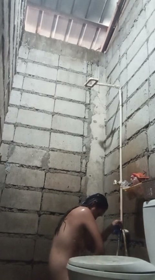 Take a bath before my husband arrives.