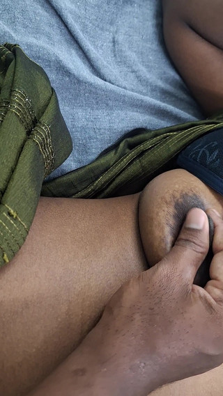 Part 2 Saree: tamil girl spreading her legs for neighbor boy (pakkathu veetu paiyanudam okkum puthu pondatti)