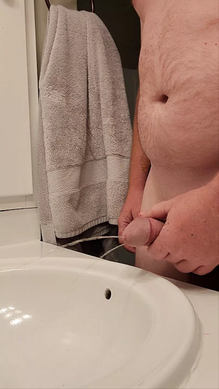 Morning Piss &amp; Cum in Sink