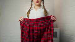 The beauty decided to quickly masturbate her boyfriend, but he did not hold back and finished her college uniform.