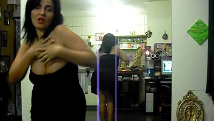 Crazy Chineese girl dancing