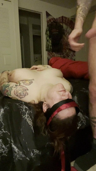 Swallowing cum