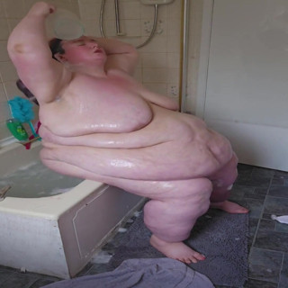 SSBBW Unable to Bath Part 2 in the Bathroom