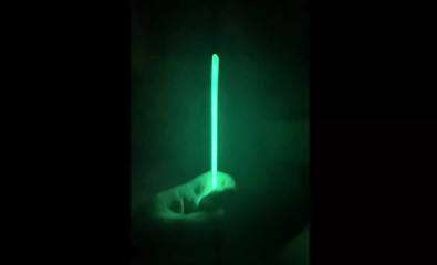 BHDL - THE LIGHTSABER - 20CM GLOWSTICK PEEHOLE FUCK -