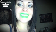 Mesmerized phosphoric glossy green lips