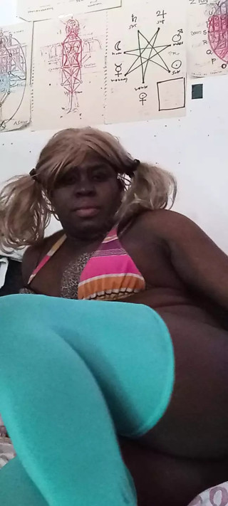 Anoniema's Slutschool -  crossdressing the blond look thumbnail