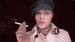 Diva del Tubo drives you crazy with her festival of nylon