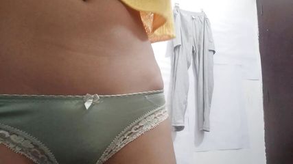 HER OWN DESI PORN MOVIE ON LAPTOP