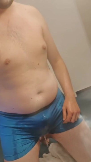25 Chub Boy pee in tight blue boxers again