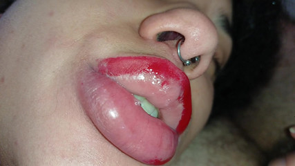 CREAMPIE ON THE SLUT'S BIG LIPS, she waits eagerly for hot milk