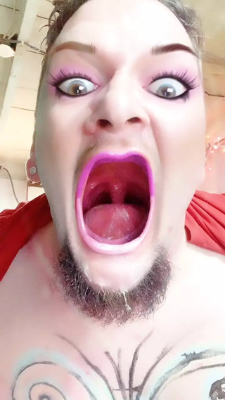 Huge Mouth Cum