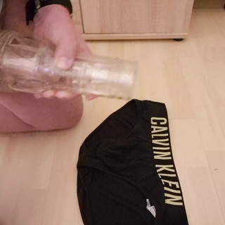 quick cum on my underwear