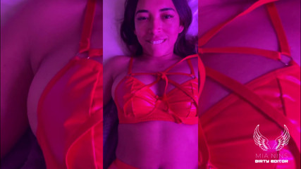 Red Latex Ignore Cum Cleanup with Latina Mianins