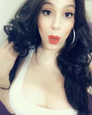 Ts Esmee dancing