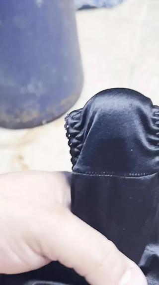 Jerking Off In My Mother In Laws Pissy Black Pantys