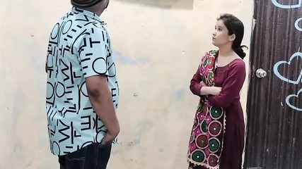 Big step sister ko apne land par baitha kar choda