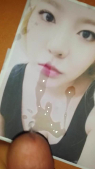 Girls' Generation Sunny cum tribute