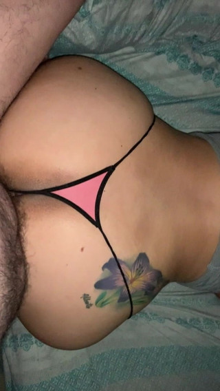 Tanga rosa