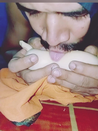 I lick the of my sex dolls.