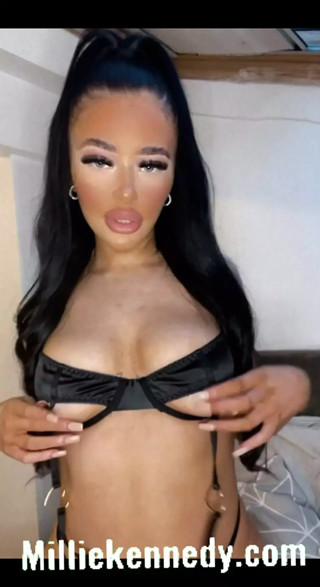 Horny Slut Girlfriend Experience