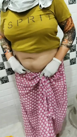 Desi bhabhi wants to get it done by someone else.