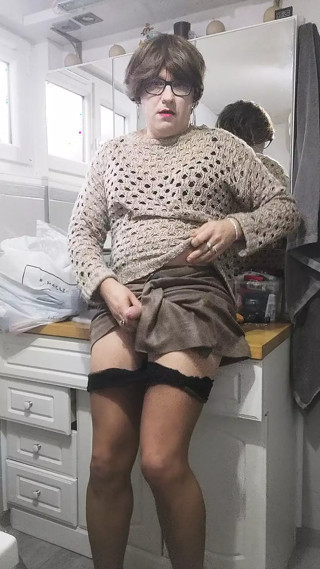 Patty in pantyhose ripping off my panties