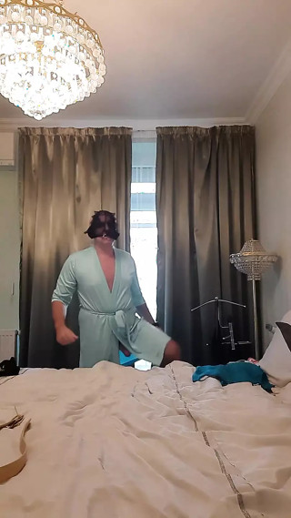 Im Pussy and Fuck Himself thumbnail