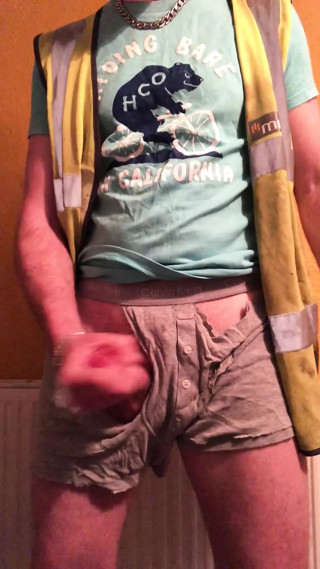 Uncut ginger tradie uses ripped underwear as cumrag