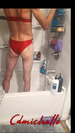 Cdmichelle Talking a Shower While Sucking &amp; Fucking Dildo