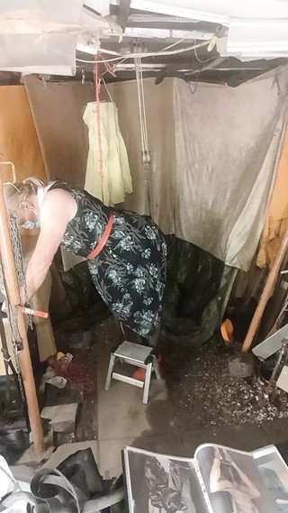 On the noose without a rubber skirt thumbnail